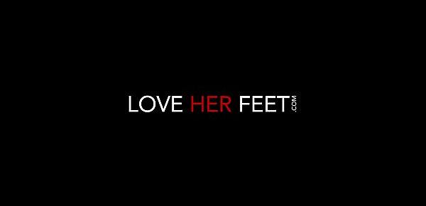  LoveHerFeet - A Pleasant Foot Fucking Surprise With Beautiful Blonde